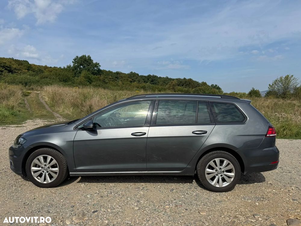 Volkswagen Golf 1.6 TDI Comfortline - 7