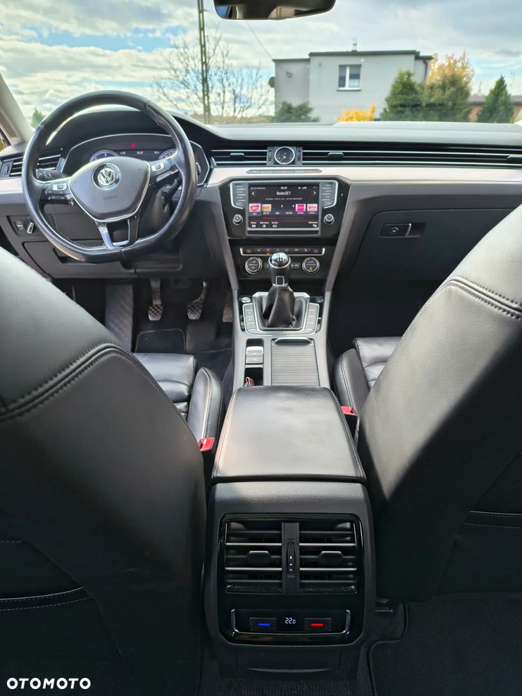 Volkswagen Passat 2.0 TDI BMT Highline - 7