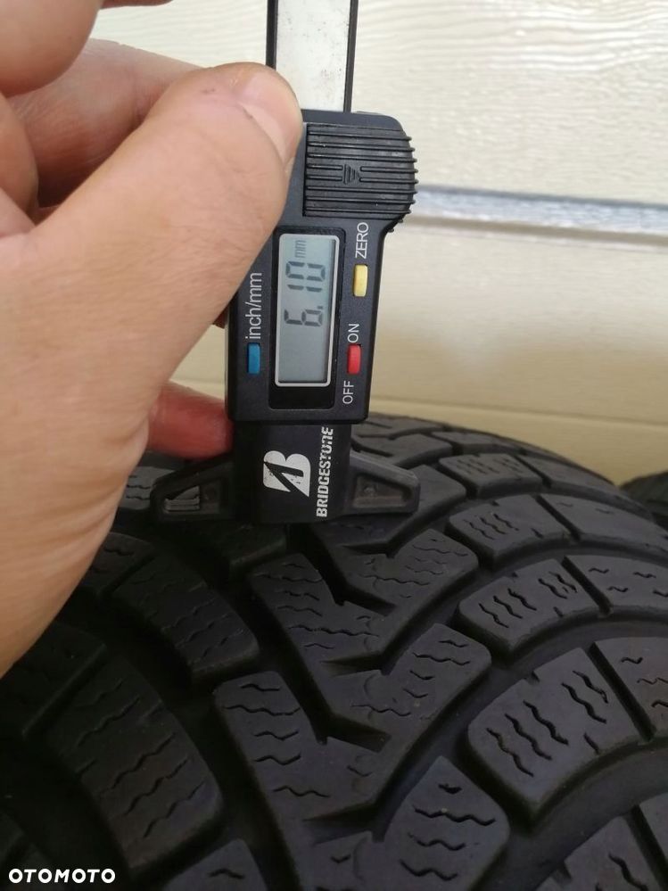 Opony zimowe 215/65 R 17 Falken Eurowinter HS01 SUV - 2