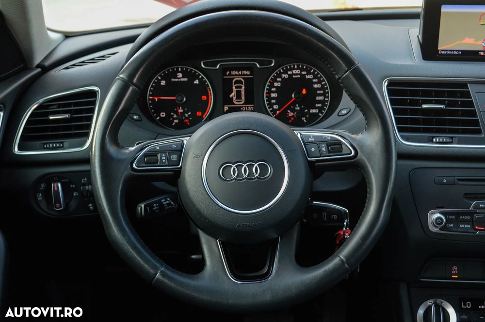 Audi Q3 2.0 TDI Quattro S tronic - 34