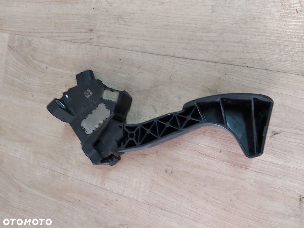 Toyota Rav4 IV pedał gazu potencjometr 2,5 vvti USA - 2
