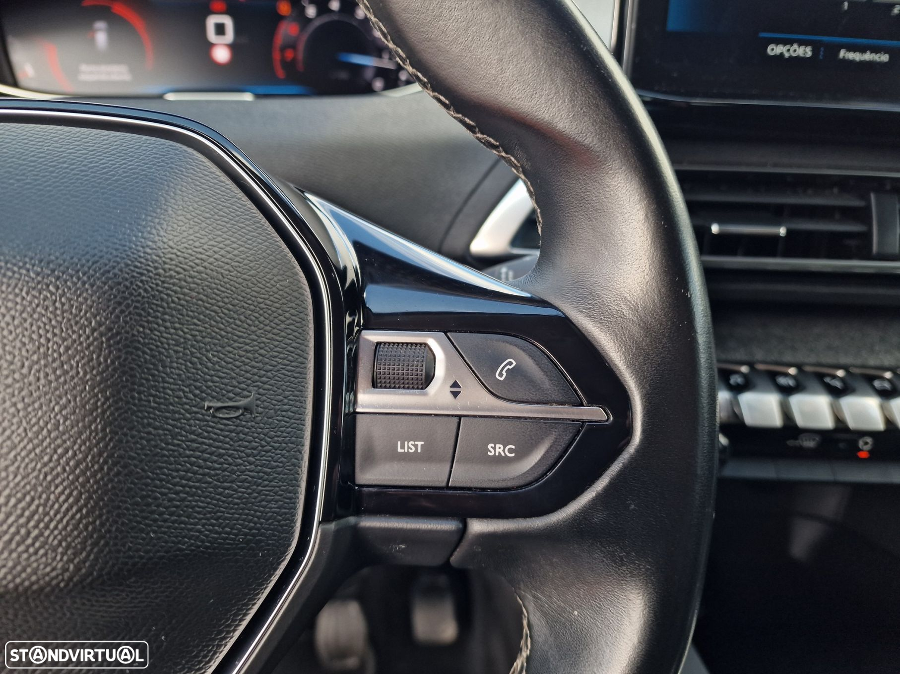 Peugeot 3008 1.2 PureTech Allure - 21