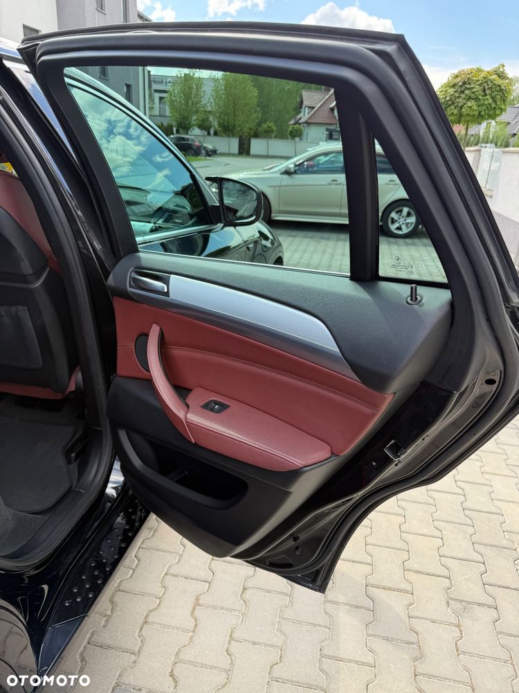 BMW X6 - 15