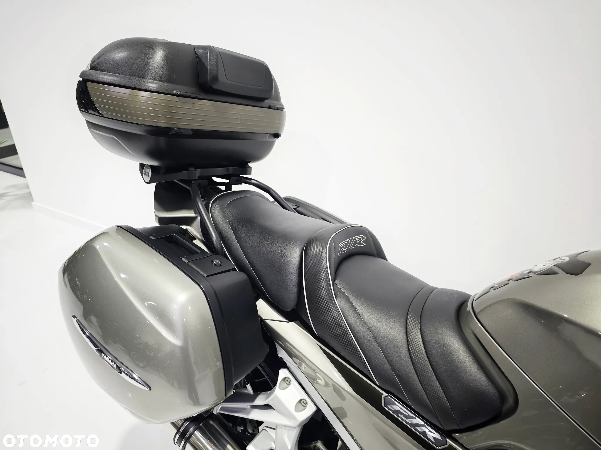Yamaha FJR - 15