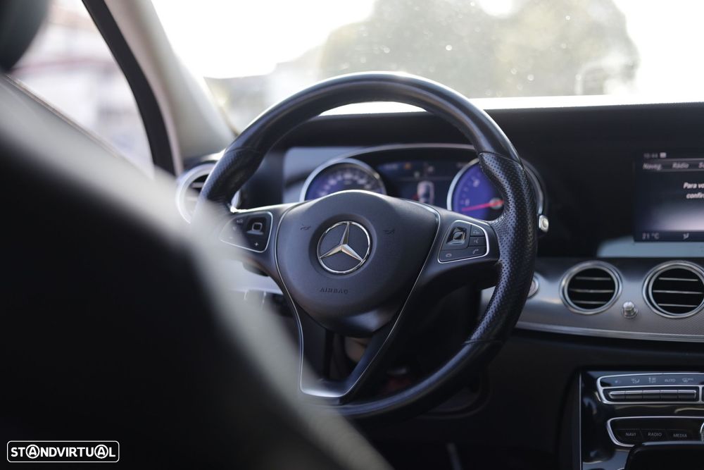 Mercedes-Benz E 220 d Avantgarde - 24