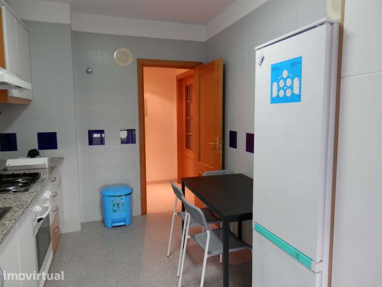 Quarto S.Carlos / Mem-Martins - Grande imagem: 5/11