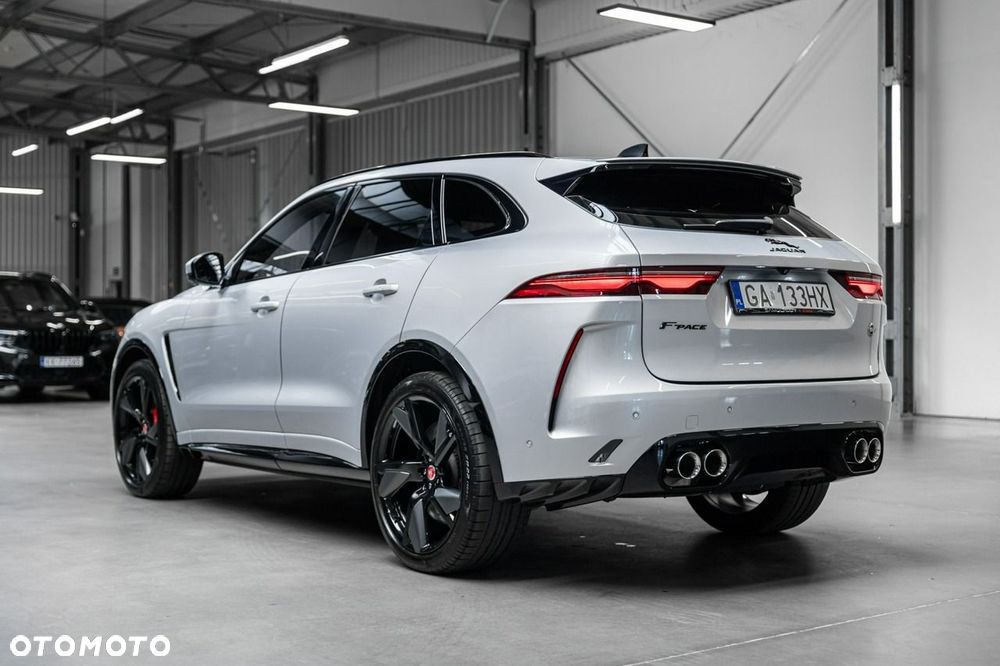 Jaguar F-Pace 5.0 V8 S/C AWD SVR - 9