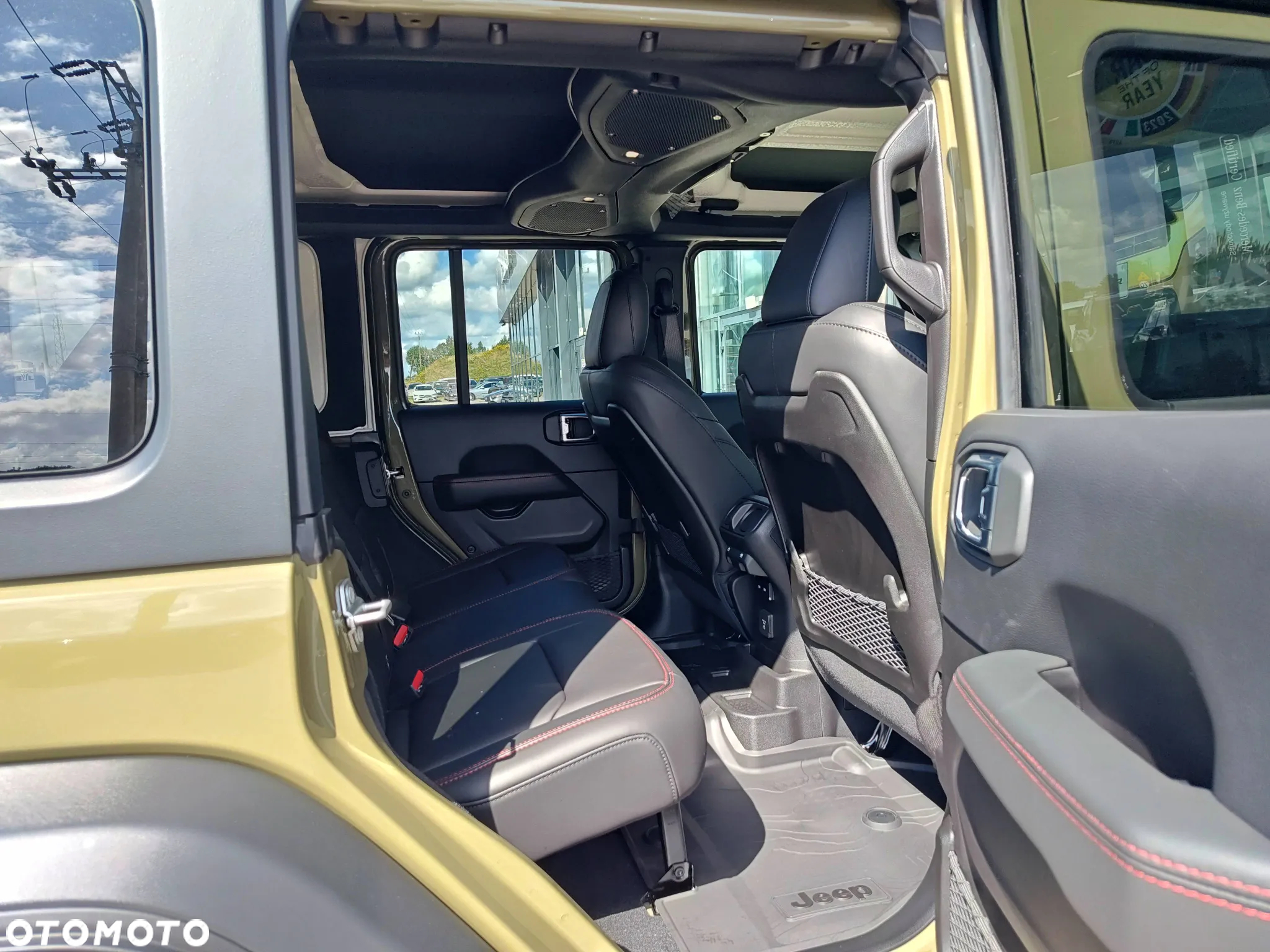 Jeep Wrangler Unlimited GME 2.0 Turbo Rubicon - 12