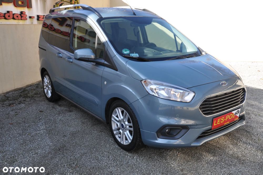 Ford Tourneo Courier - 2