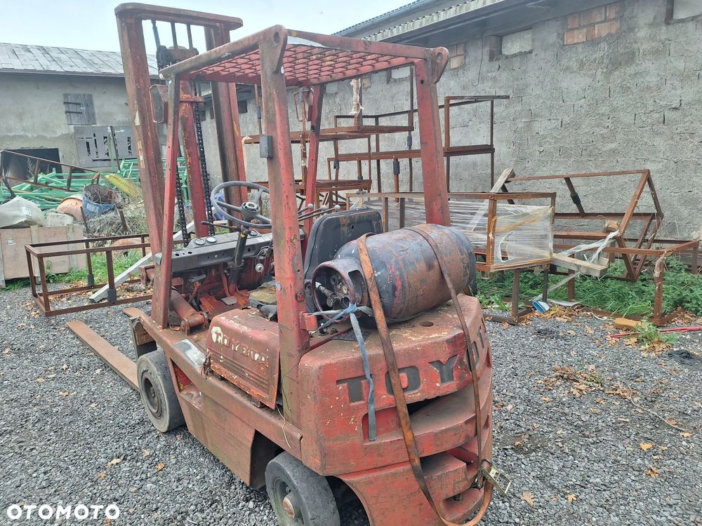 Toyota - 18