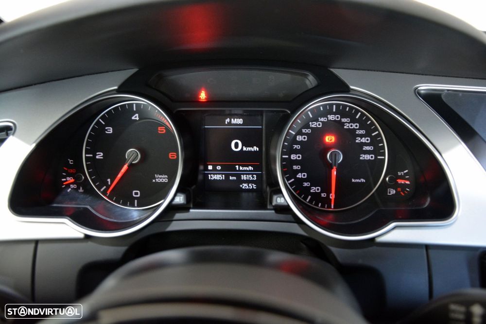 Audi A5 Cabrio 2.0 TDi S-line - 25