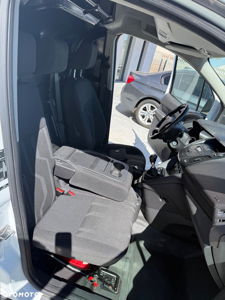 Ford Transit Connect Long L2 - 17