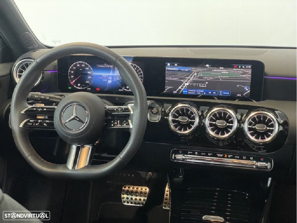 Mercedes-Benz A 250 e - 15