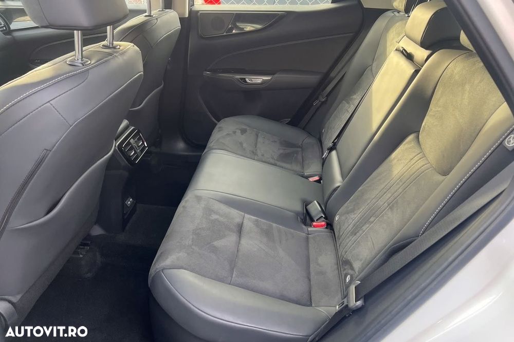 Lexus Seria NX 350h - 18