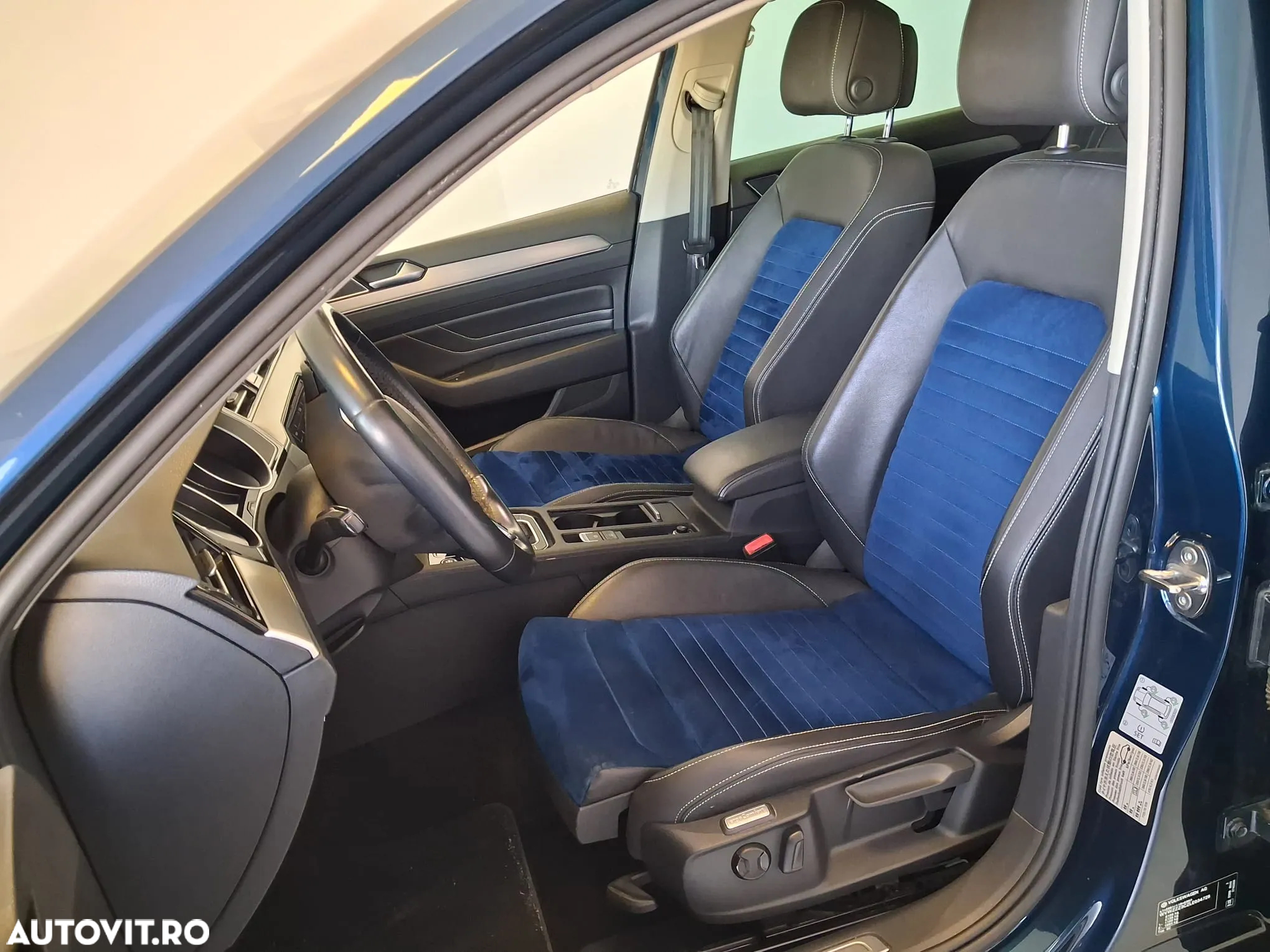 Volkswagen Passat 2.0 TDI DSG Highline - 7