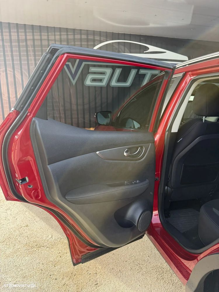 Nissan Qashqai 1.2 DIG-T N-Connecta 18 Xtronic - 18