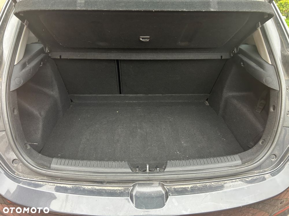 Kia Ceed - 6