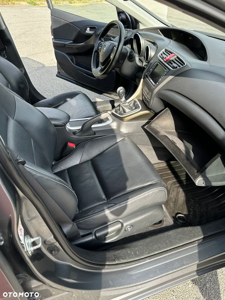 Honda Civic 1.8 Executive - 18