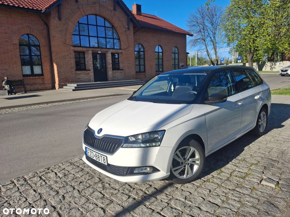 Skoda Fabia 1.0 TSI Ambition - 2
