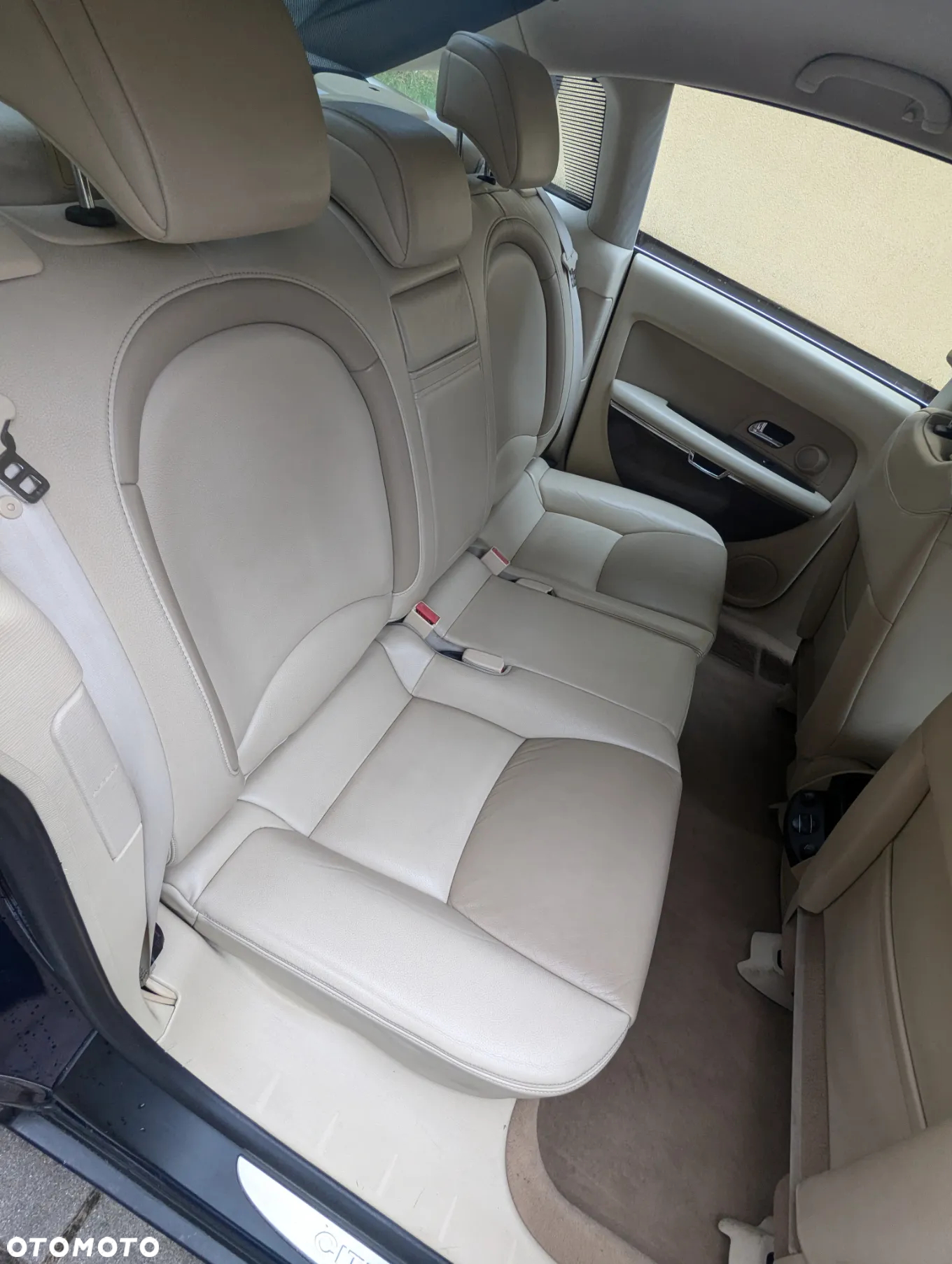 Citroën C6 HDi 205 Biturbo FAP Exclusive - 20
