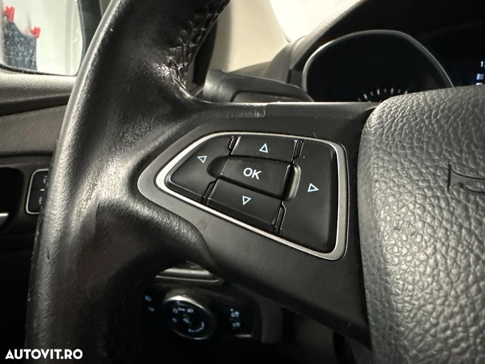 Ford Focus 1.0 EcoBoost Trend - 17