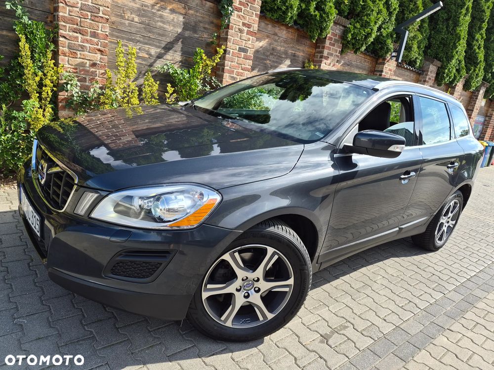 Volvo XC 60 - 1