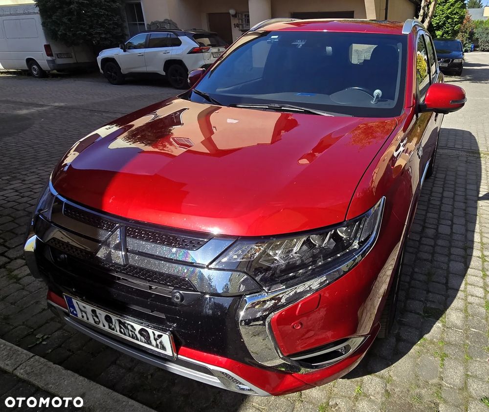 Mitsubishi Outlander - 9