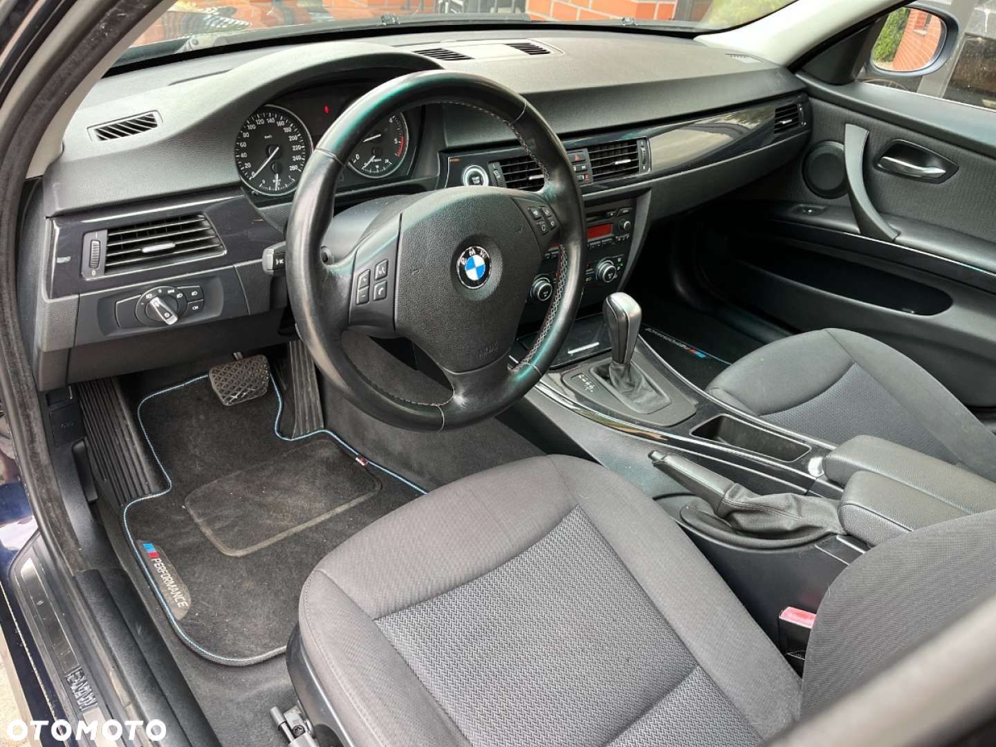 BMW Seria 3 330d DPF Touring Edition Sport - 8