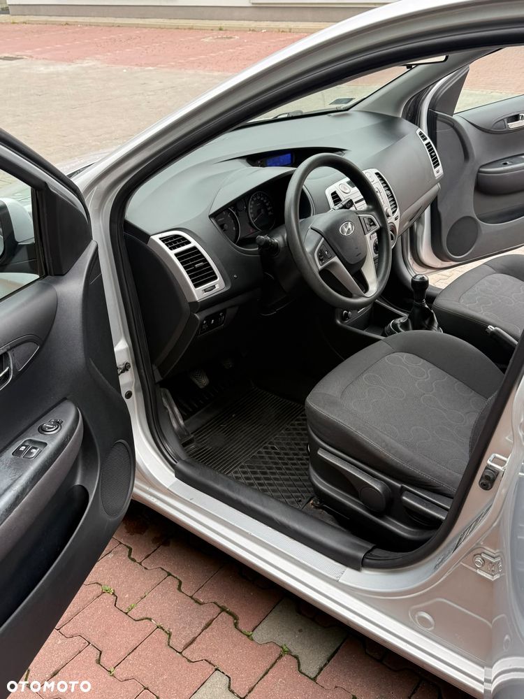 Hyundai i20 1.2 Classic EU5 - 8