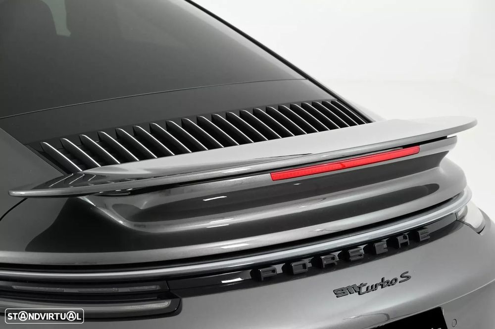 Porsche 911 (992) - 10