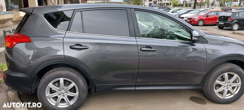 Toyota RAV4 2.0 D-4D 4x2 Start-Stop Life - 12