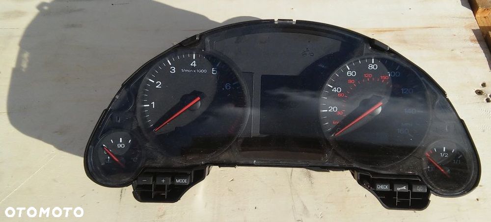 LICZNIK AUDI A4 B6/7 ANGLIK 8H0920950A - 1