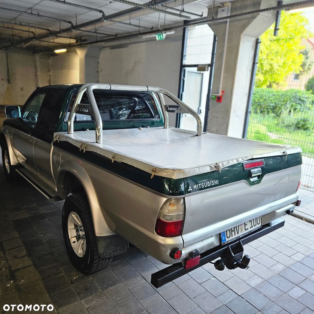 Mitsubishi L200 Pick Up 4x4 Intense Club Cab - 13