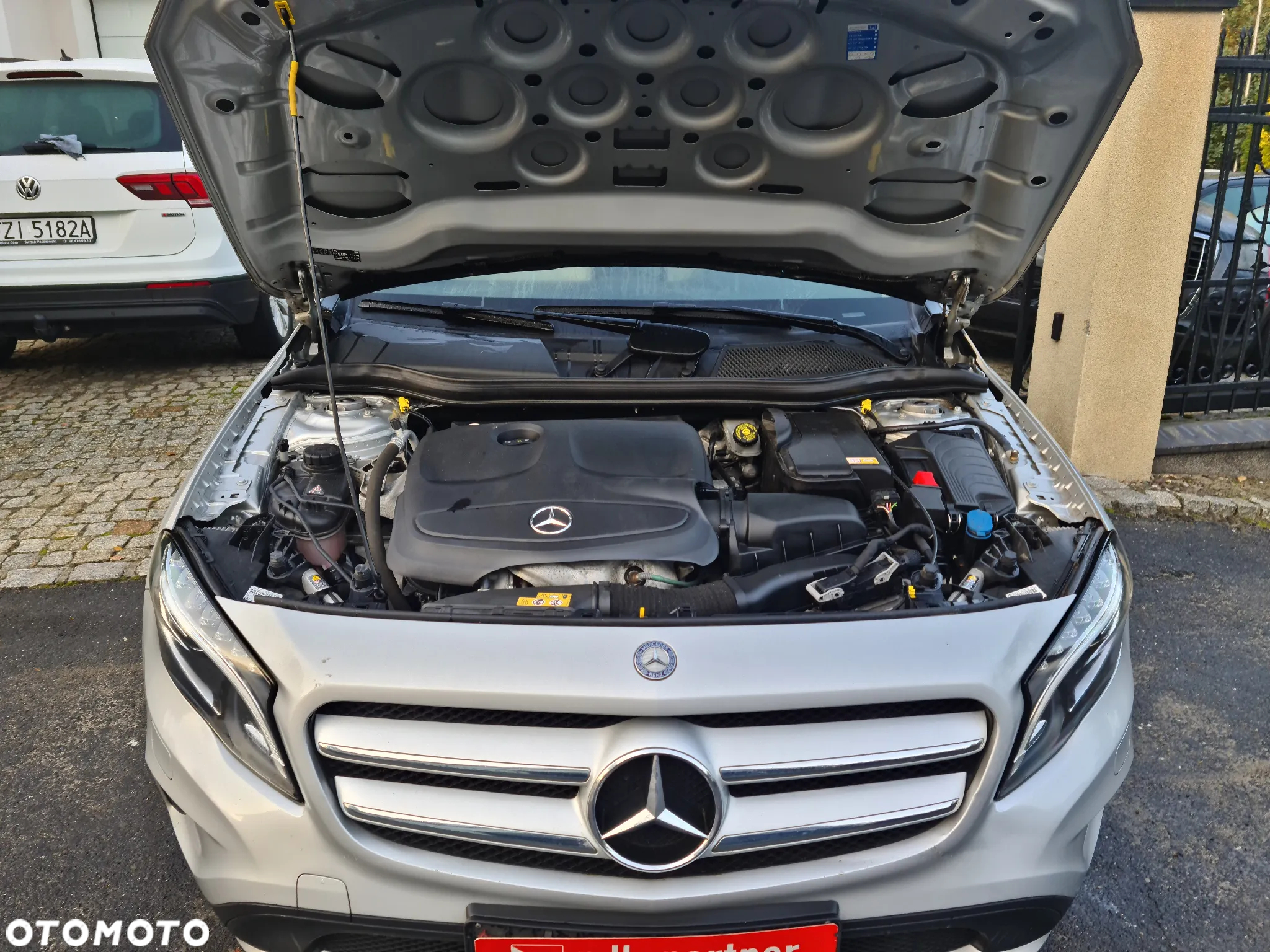 Mercedes-Benz GLA - 40