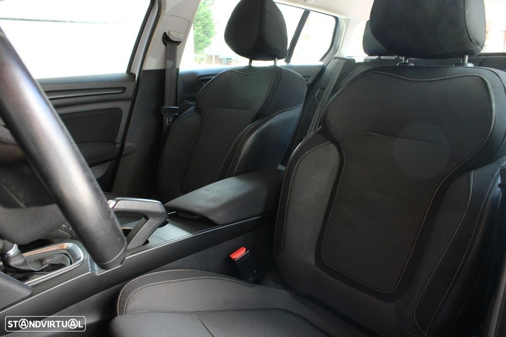Renault Mégane Sport Tourer 1.5 dCi Limited EDC - 25
