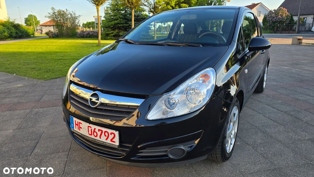 Opel Corsa - 1