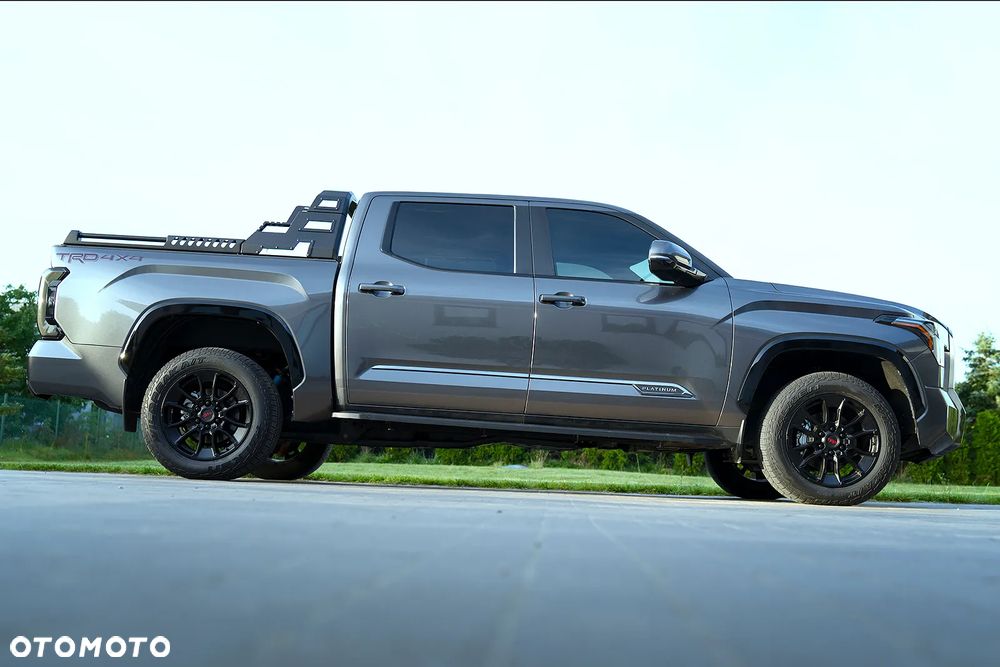 Toyota Tundra - 9