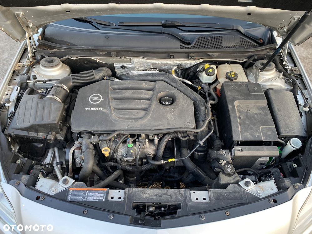Opel Insignia 2.0 Turbo Sport - 16