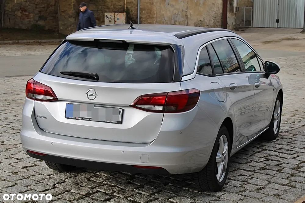 Opel Astra - 9