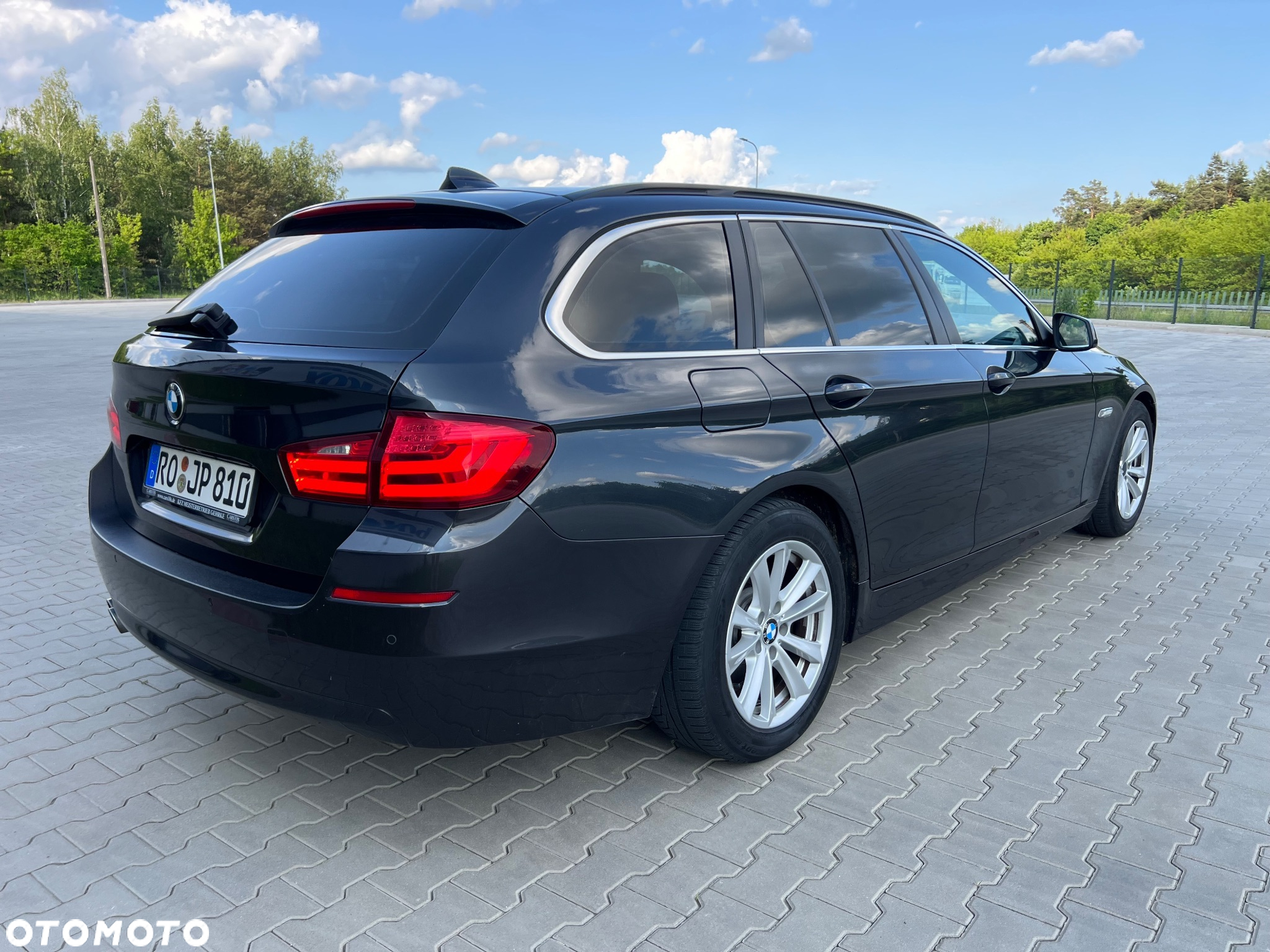 BMW Seria 5 520d Touring Luxury Line - 13