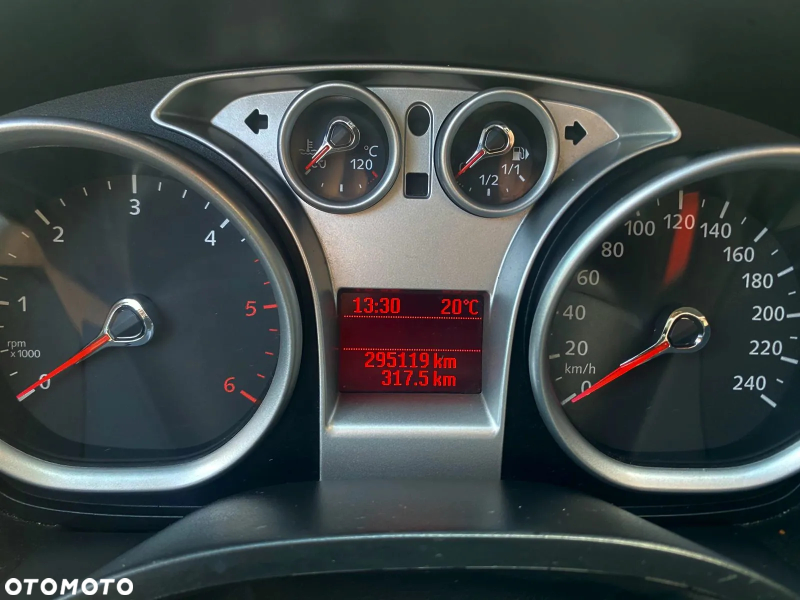 Ford Kuga 2.0 TDCi 4x4 Trend - 26
