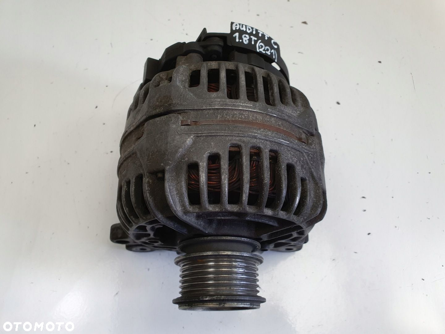 Audi TT 1.8 T ALTERNATOR bosch 028903028E 120A - 3