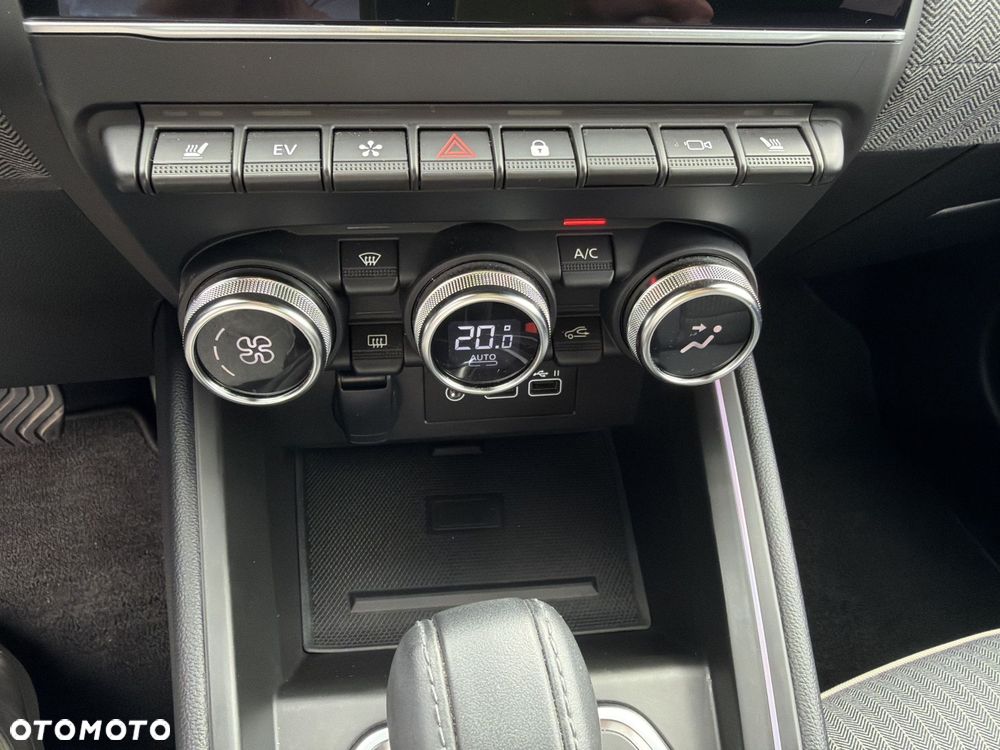 Renault Clio - 21