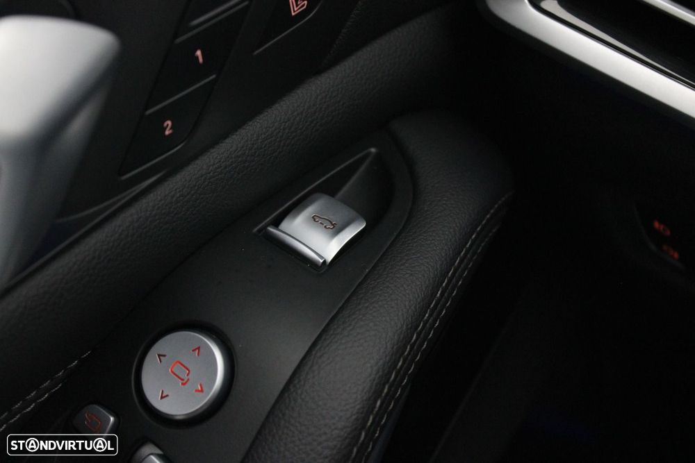 BMW X7 40 d xDrive Pack M — fotografia 41