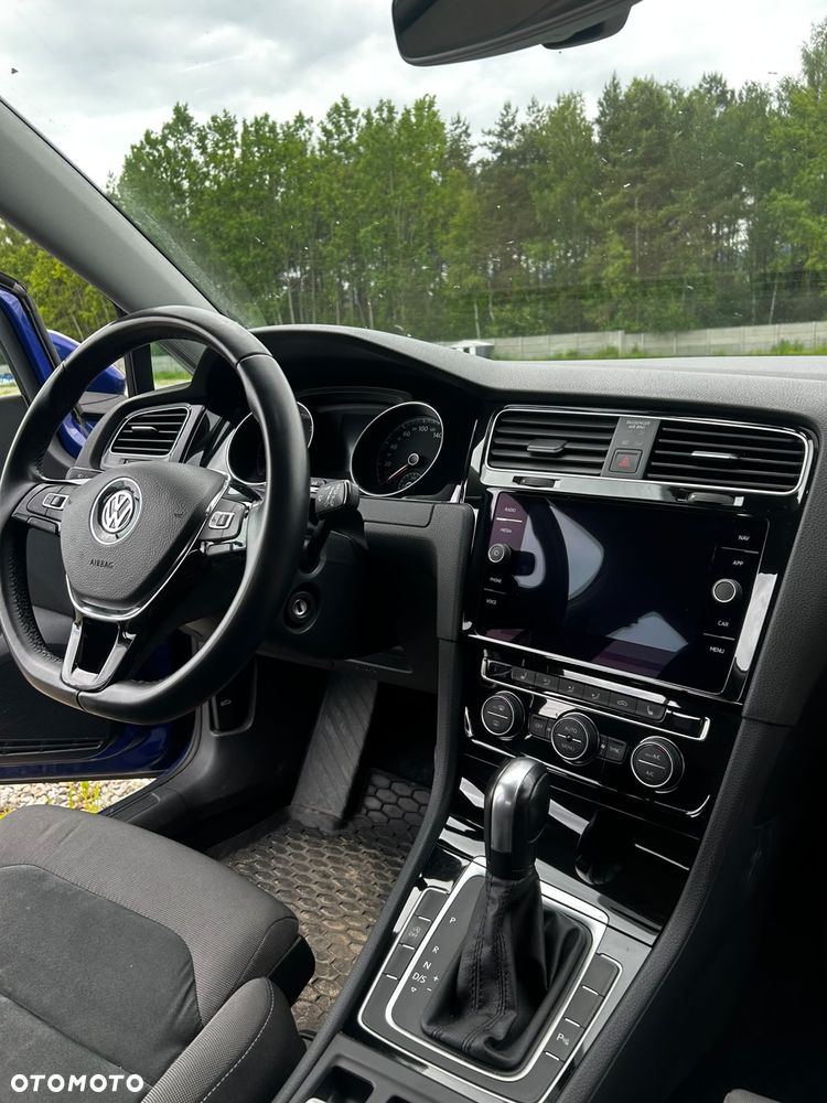 Volkswagen Golf 1.5 TSI BMT Evo Comfortline DSG - 12