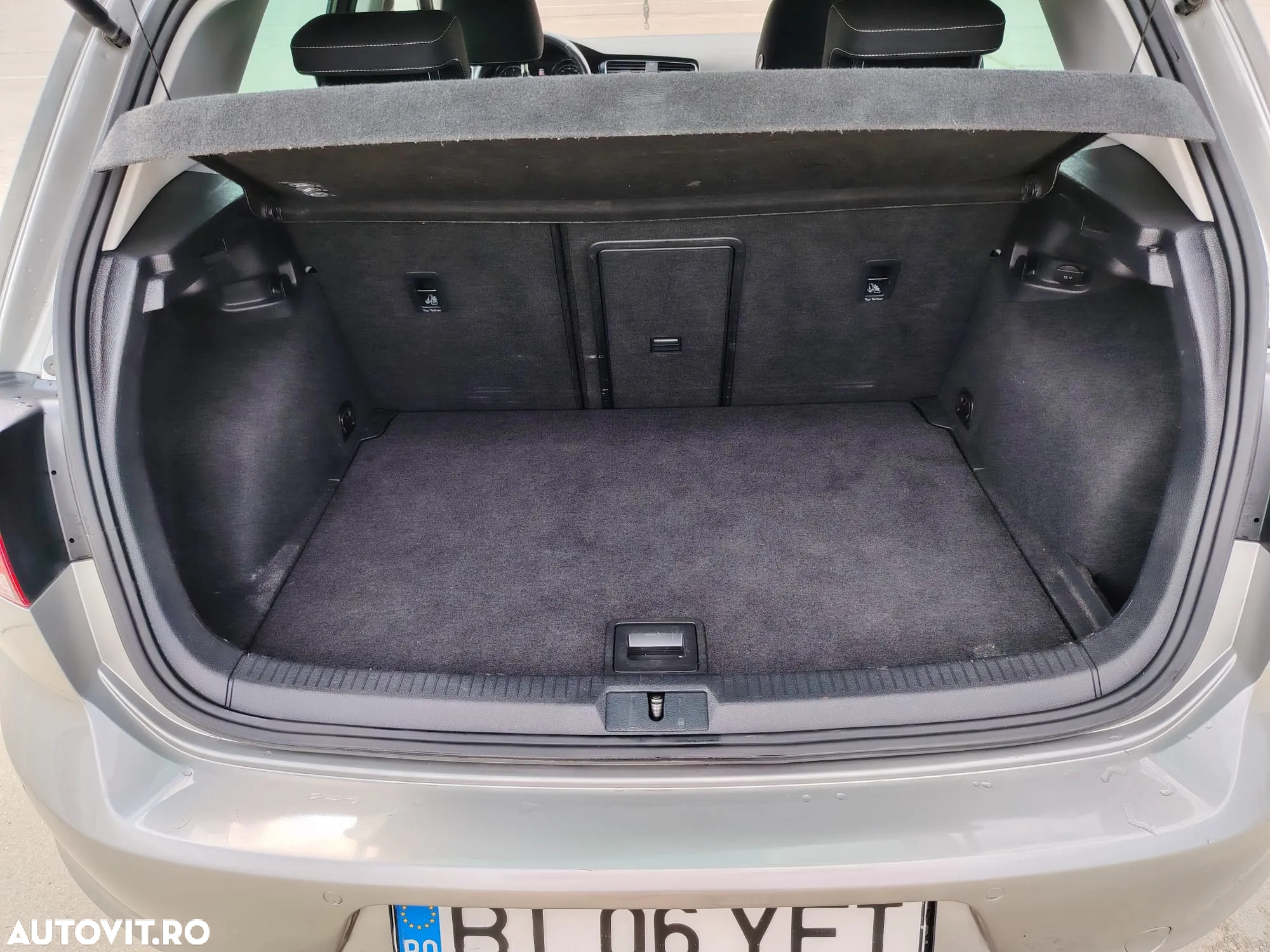 Volkswagen Golf 2.0 TDI DPF BMT Comfortline - 10