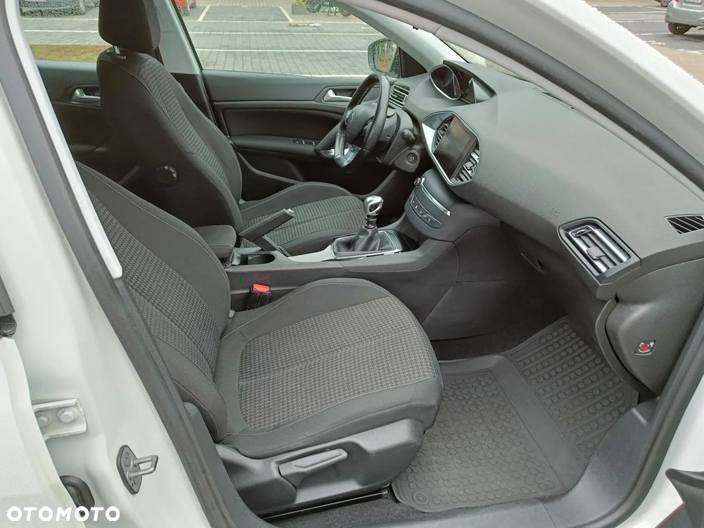 Peugeot 308 1.6 BlueHDi Business Line S&S - 5