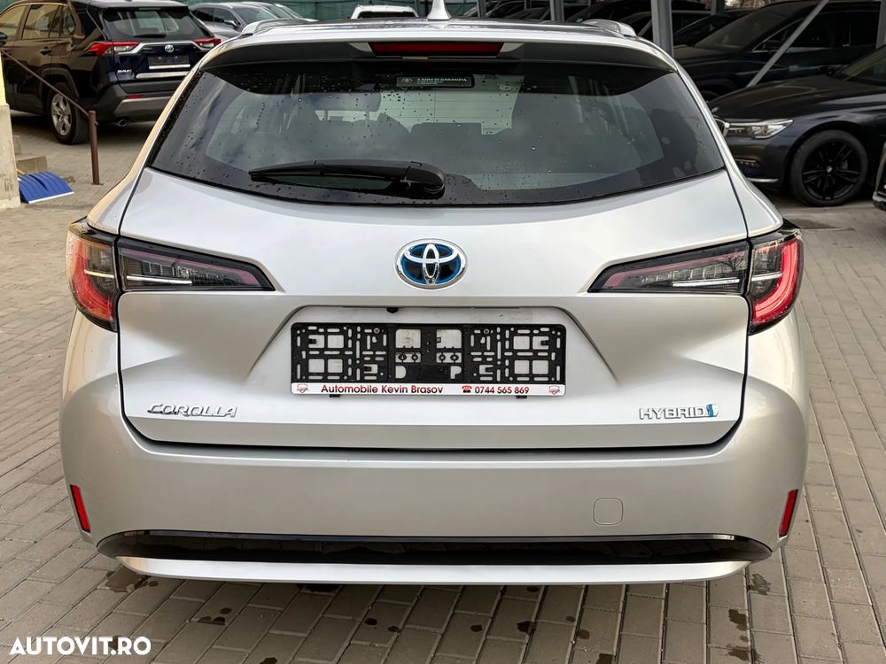 Toyota Corolla 1.8 HSD Business - 15