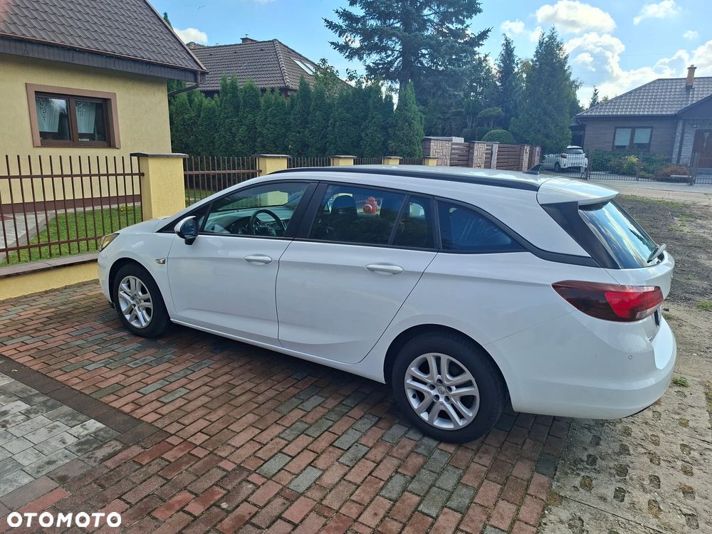 Opel Astra - 6