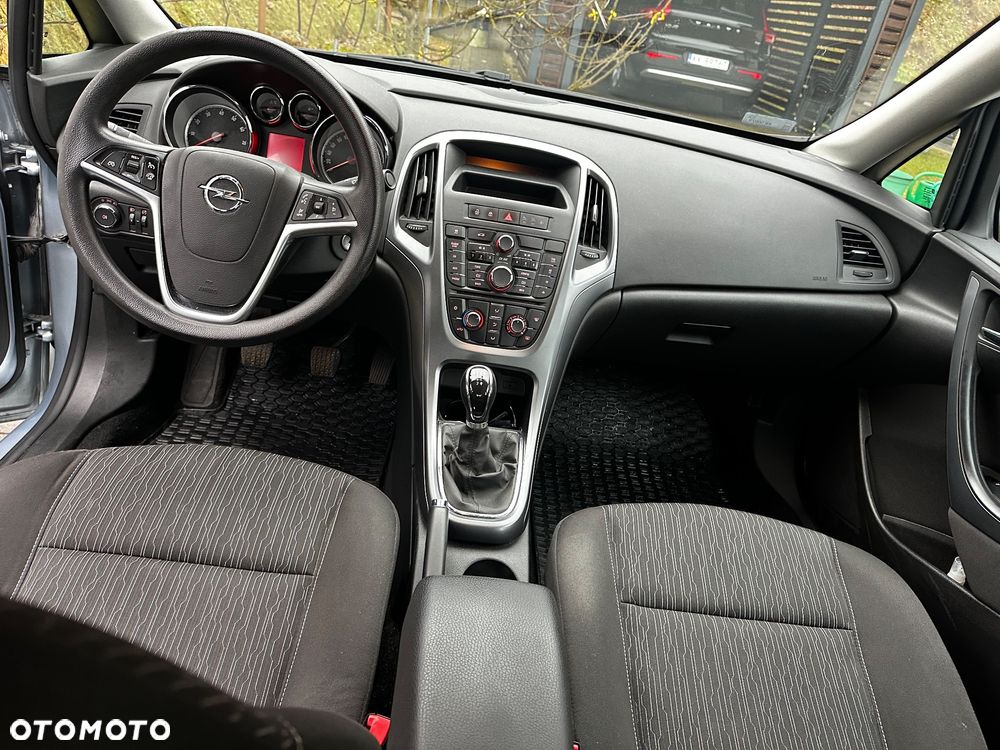 Opel Astra 1.6 Essentia - 7